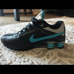 Nike Shocks Sneakers, Size 6.5